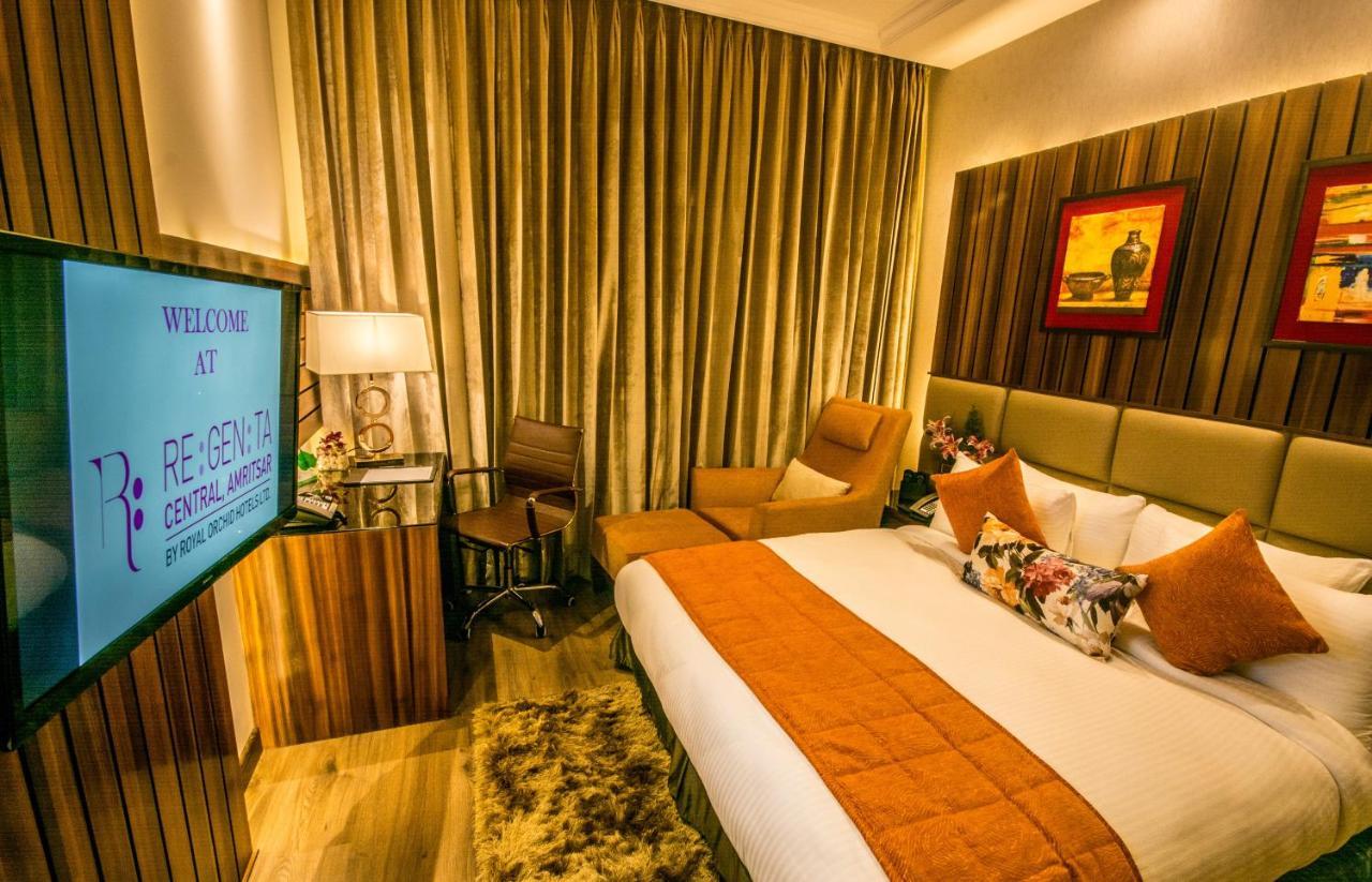 Regenta Central Amritsar Ngoại thất bức ảnh