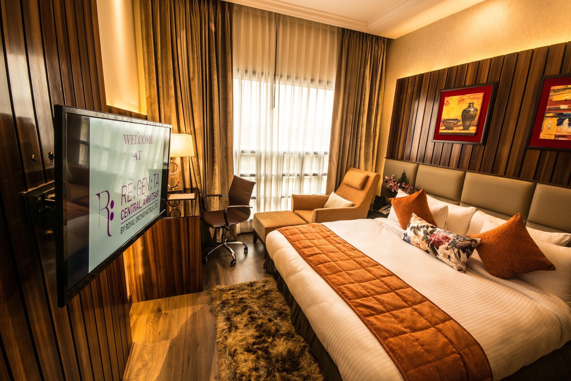 Regenta Central Amritsar Ngoại thất bức ảnh