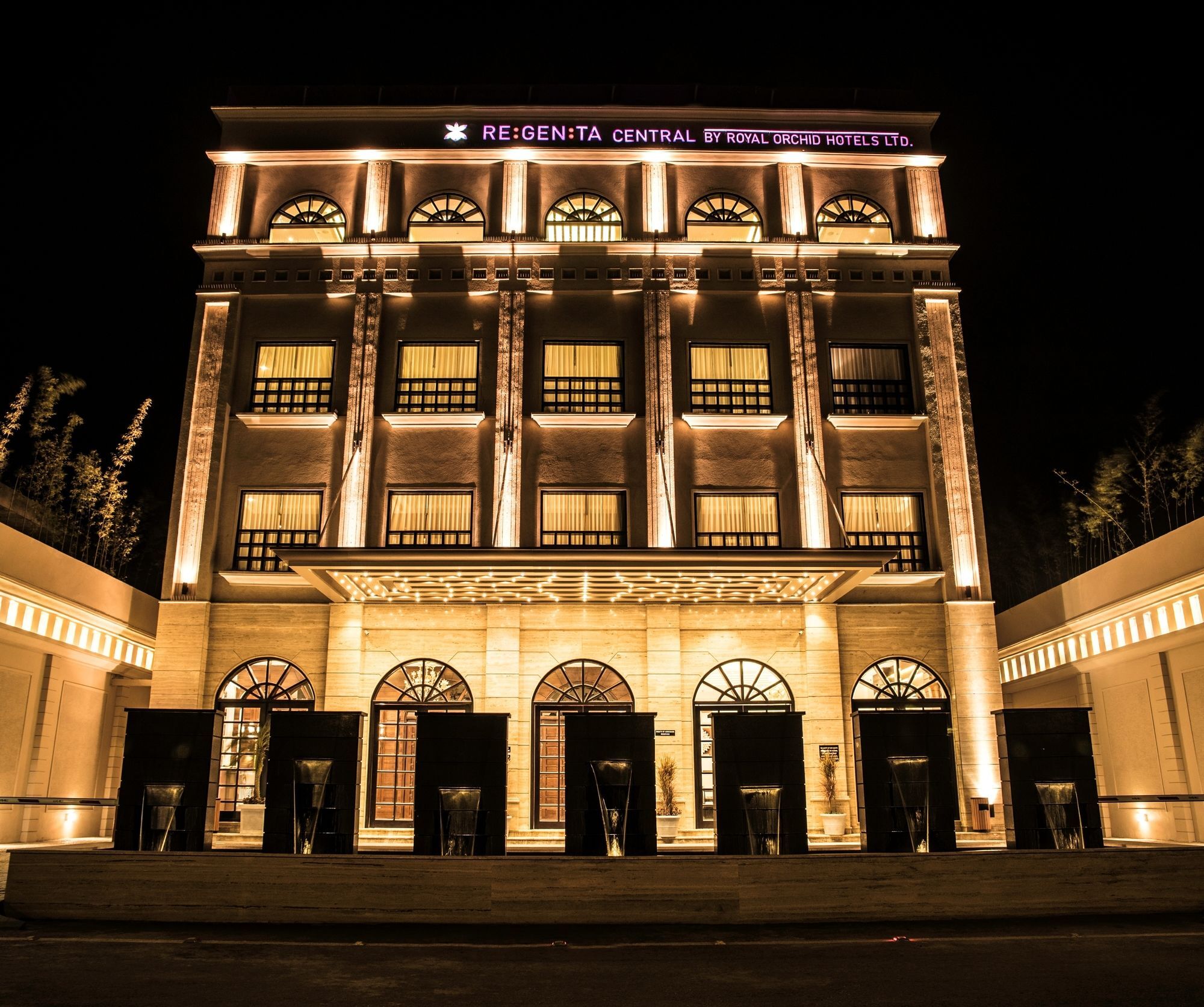 Regenta Central Amritsar Ngoại thất bức ảnh