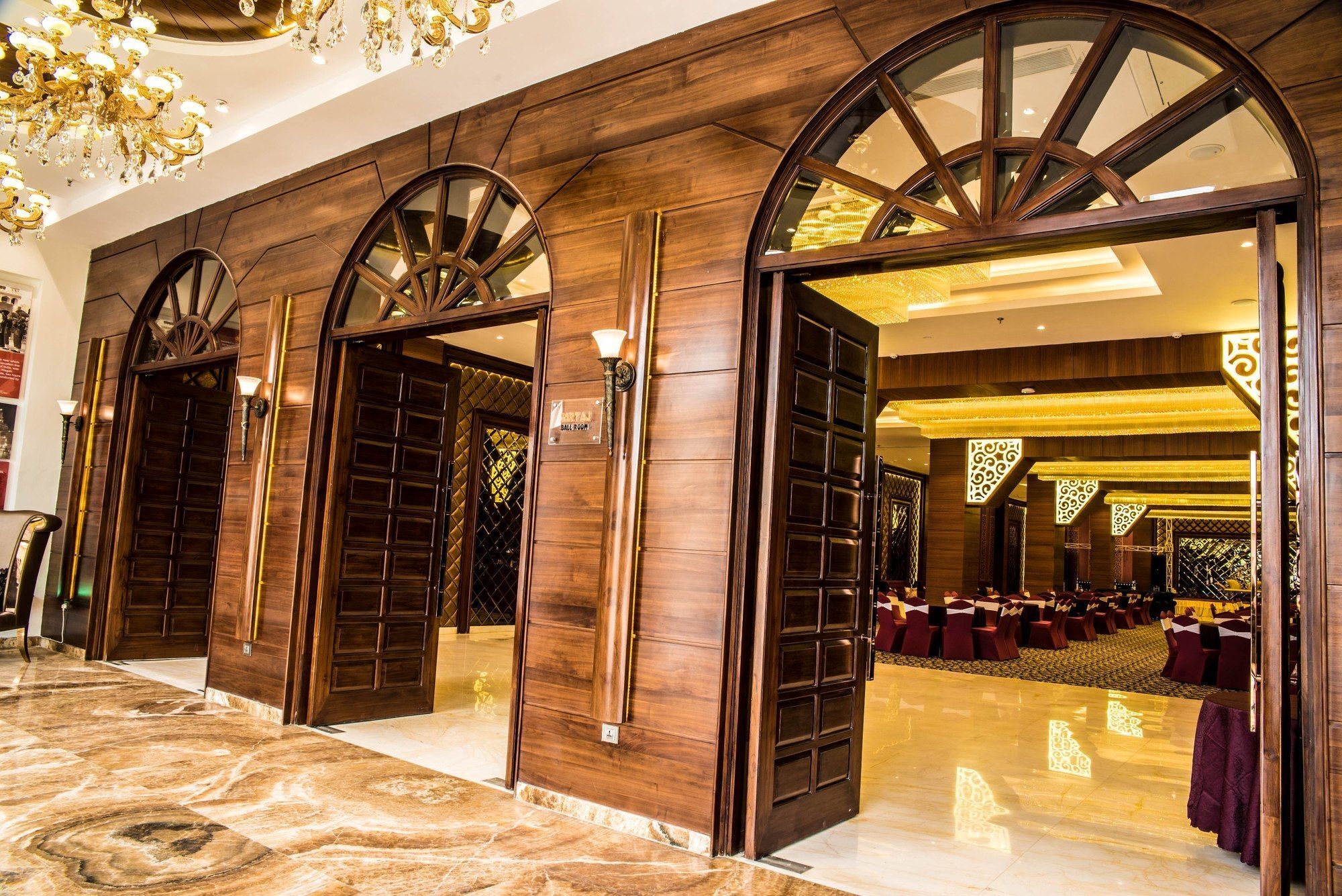 Regenta Central Amritsar Ngoại thất bức ảnh